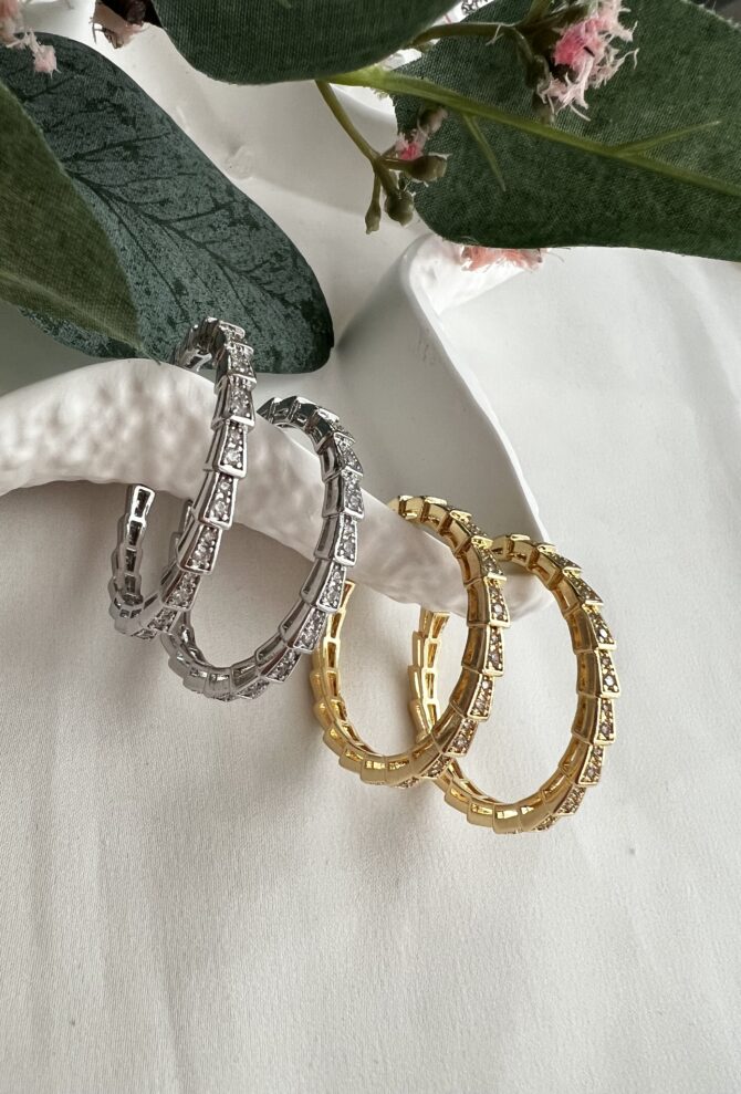 Marka Yılan Model Taşlı Halka Küpe