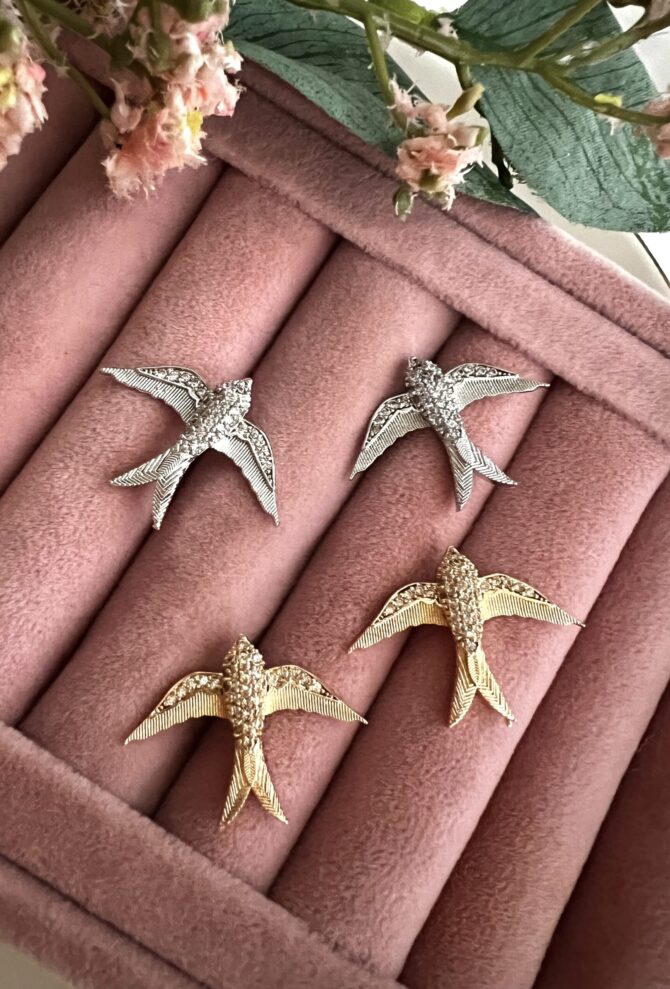 Marka Model Kırlangıç Küpe
