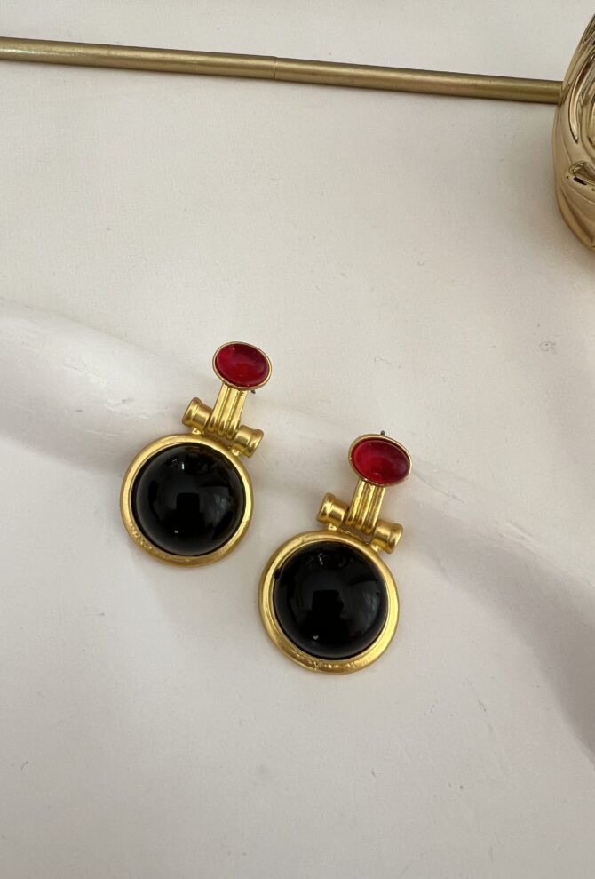 Gold Detay Siyah Kırmızı Vintage Küpe
