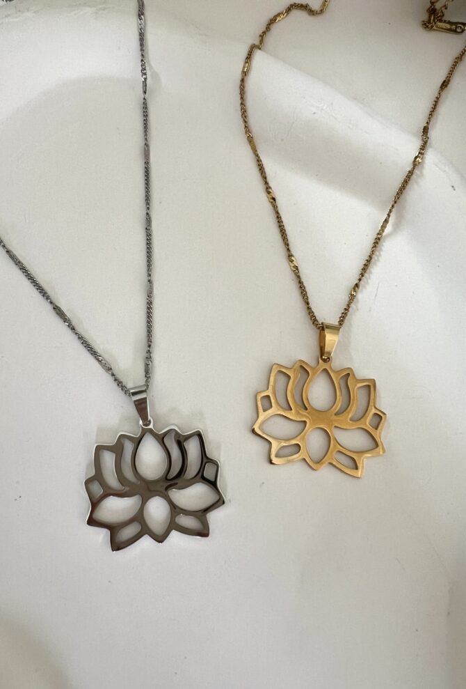 Çelik Lotus Kolye